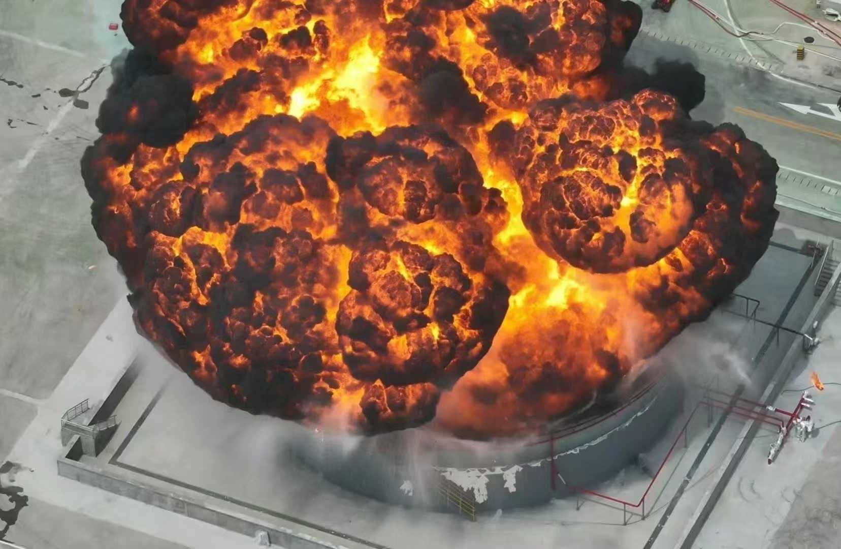 Дизельный пожарный робот